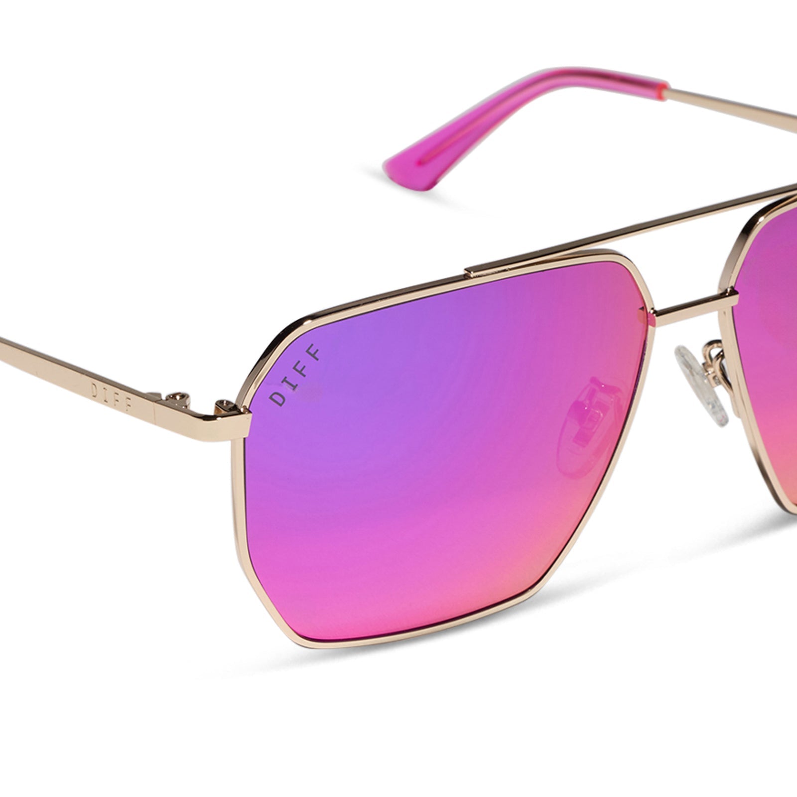 diff eyewear featuring the berkely navigator sunglasses with a gold frame and pink rush mirror lenses detailed view