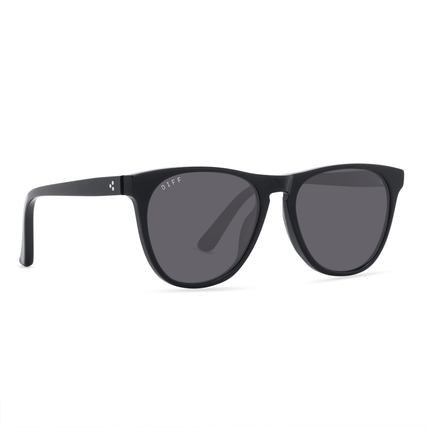 diff eyewear darren sunglasses with a black frame and solid grey polarized lens angled view