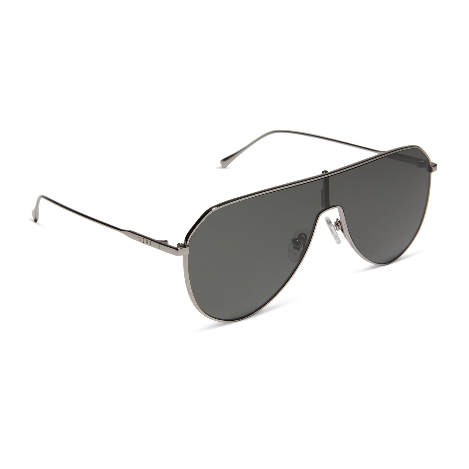 diff eyewear dash shield oversized sunglasses with a gunmetal metal frame and grey lenses angled view