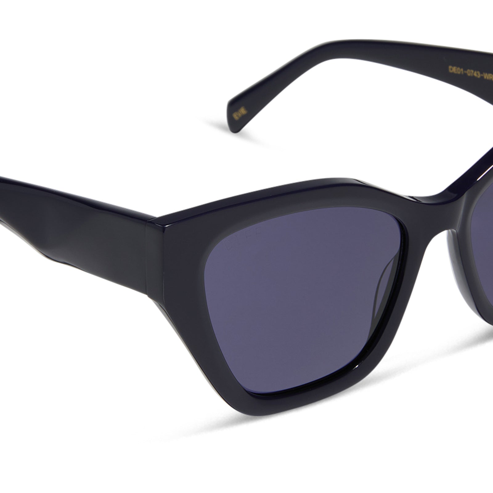 diff eyewear wholesale evie cat eye sunglasses with a royal purple frame and midnight purple/blue lenses detailed view