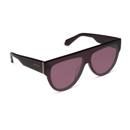 diff eyewear featuring the georgie square sunglasses with a aubergine purple red frame and aubergine with silver flash lenses angled view