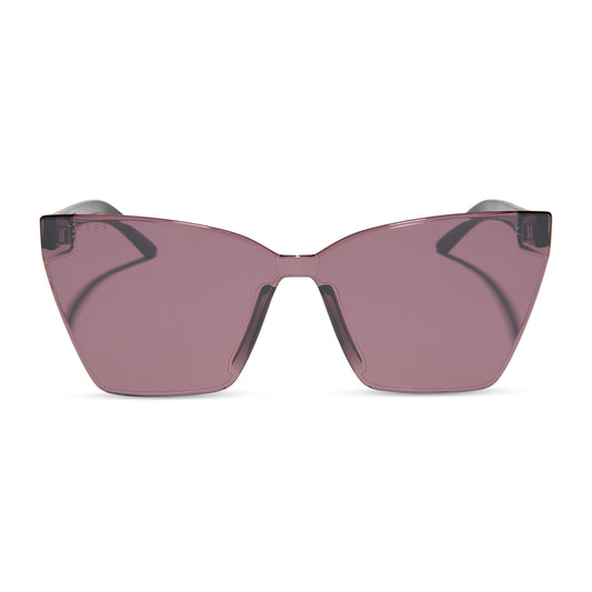 diff eyewear featuring the goldie cat eye sunglasses with a black frame and aubergine with silver flash lenses front view