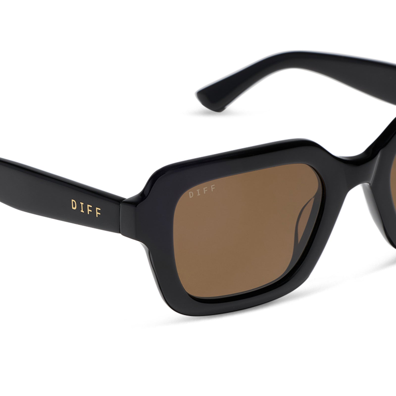 diff eyewear gwynn square sunglasses with a black acetate frame and brown polarized lenses detailed view