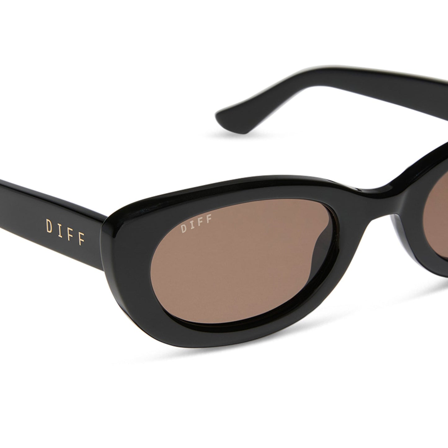 jojo fletcher x diff eyewear jordy round cat eye sunglasses with a black acetate frame and brown lenses detailed view