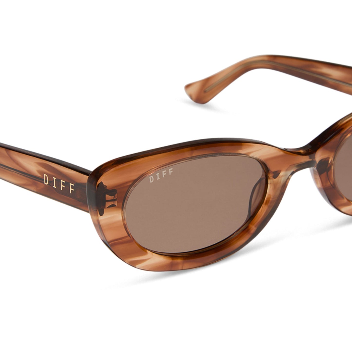 jojo fletcher x diff eyewear jordy round cat eye sunglasses with a horn tortoise acetate frame and brown lenses detailed view