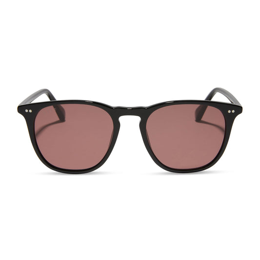 diff eyewear featuring the maxwell xl square sunglasses with a black frame and mauve polarized lenses front view