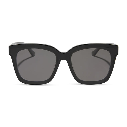 diff eyewear featuring the meredith ii square sunglasses with a black frame and grey lenses front view