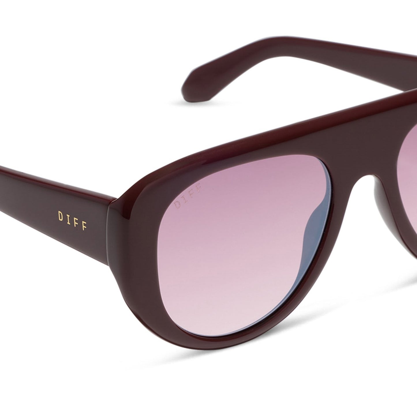 diff eyewear featuring the morgan oversized navigator sunglasses with a rugby red acetate frame and burgundy gradient lenses detailed view