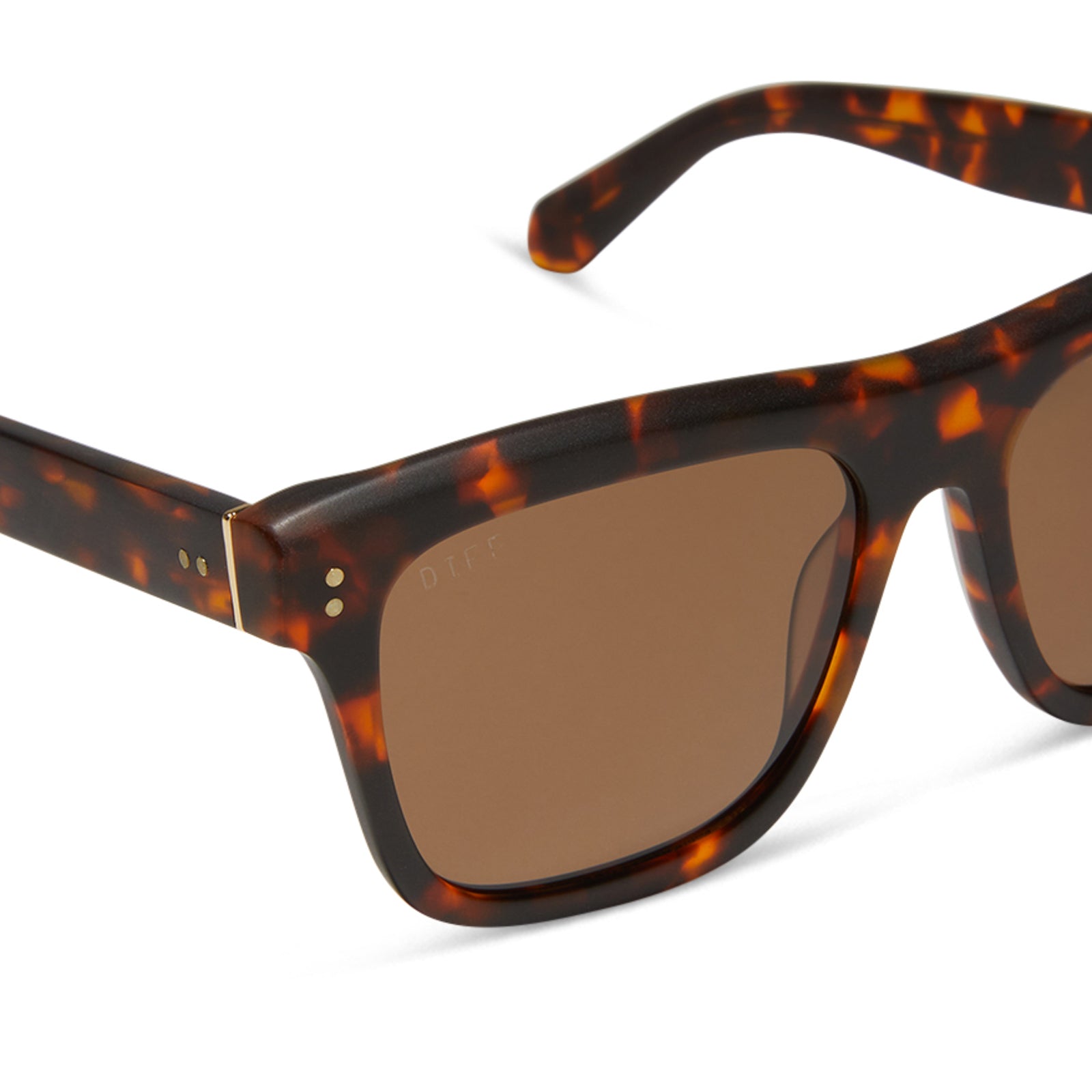 diff eyewear sammy square sunglasses with a rich tortoise matte acetate frame and brown polarized lenses detailed view