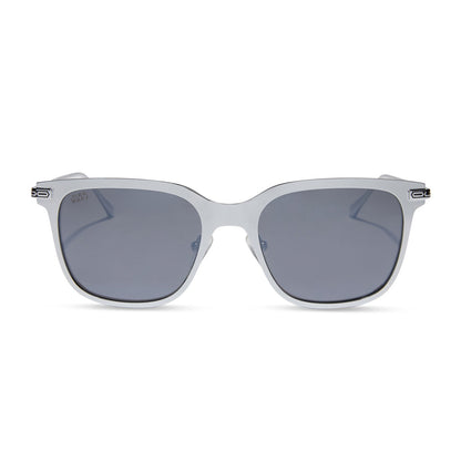star wars x diff eyewear featuring the mando 3.0 square sunglasses with a silver acetate frame and grey with silver flash lenses front view