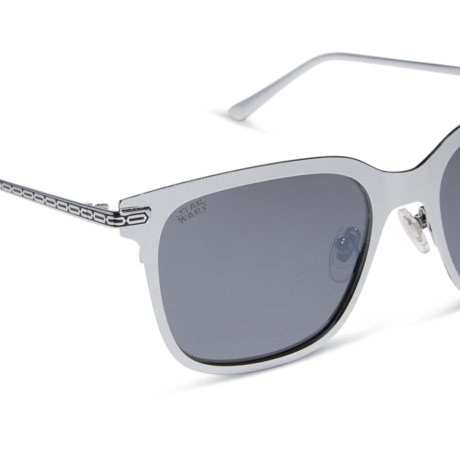 star wars x diff eyewear featuring the mando 3.0 square sunglasses with a silver acetate frame and grey with silver flash lenses detailed view