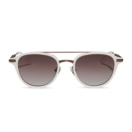 star wars x diff eyewear featuring the rey™ round sunglasses with a off white + bronze frame and brown gradient polarized lenses front view