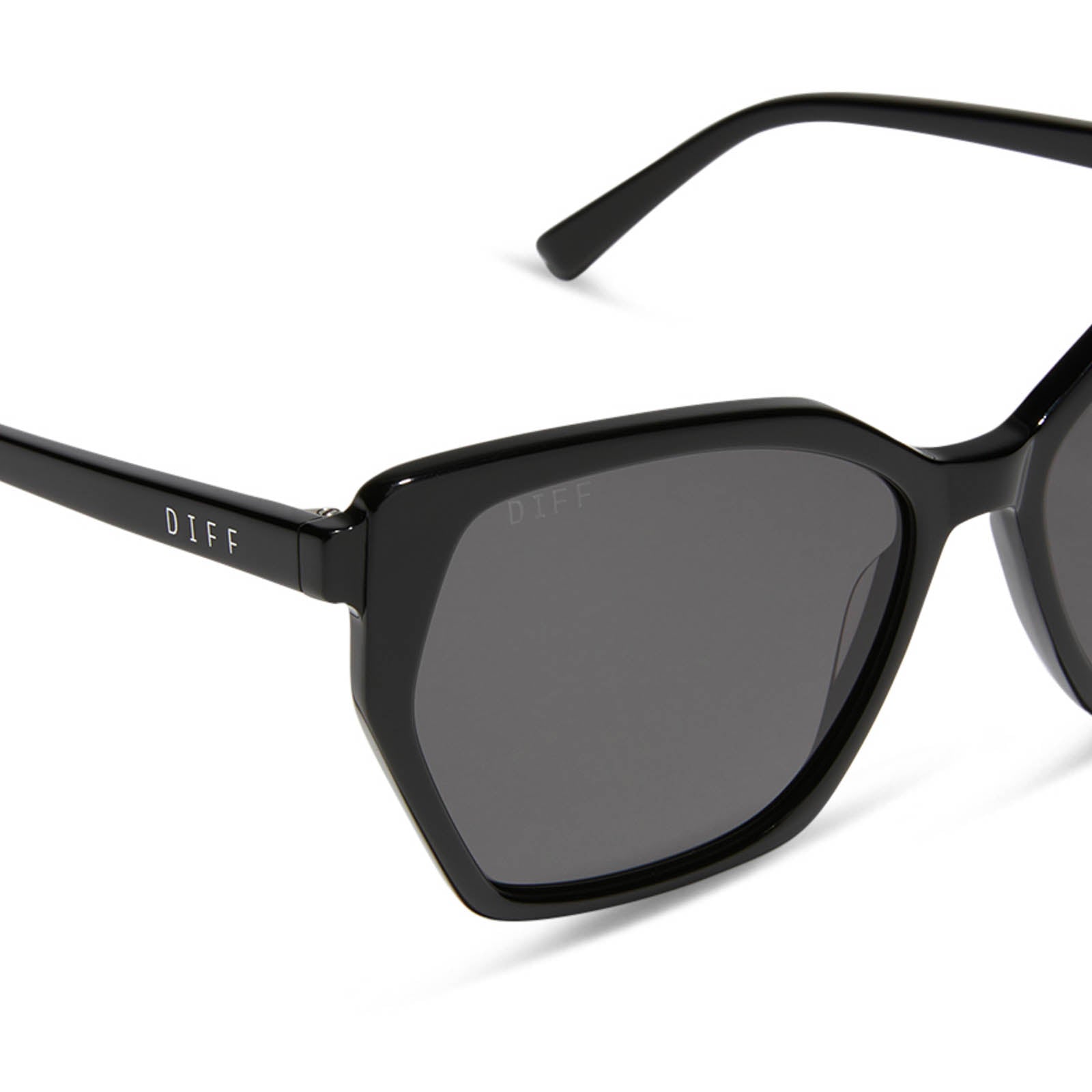 diff eyewear featuring the vera cateye sunglasses with a black frame and grey lenses detailed view