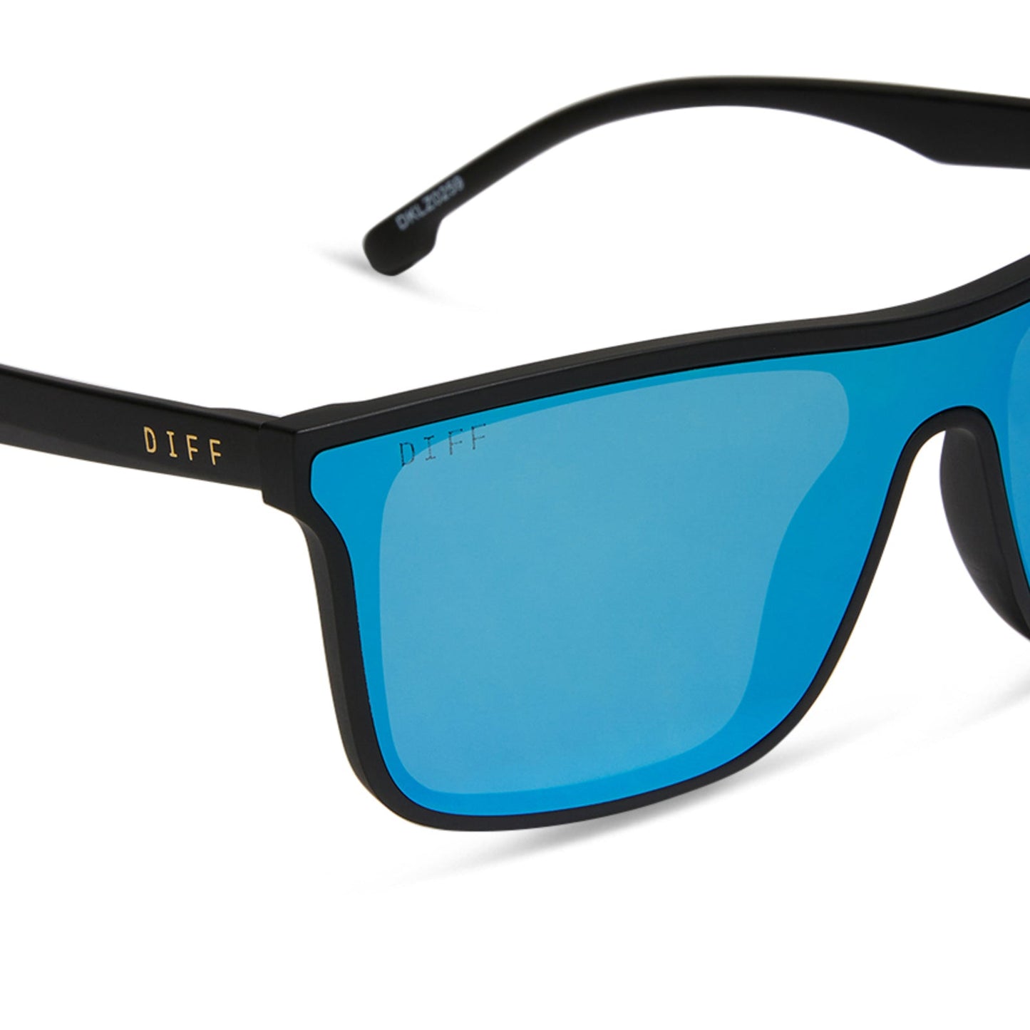 diff sport flash square sunglasses with a matte black frame and blue mirror polarized lenses detailed view