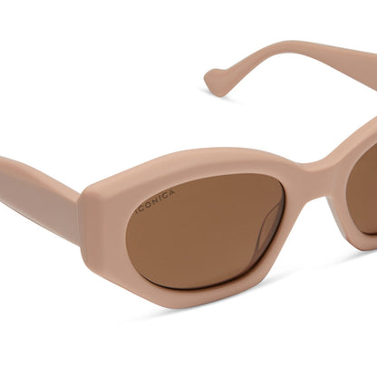 iconica x diff eyewear margot cat eye sunglasses with a nude acetate frame and brown gradient polarized lenses detailed view