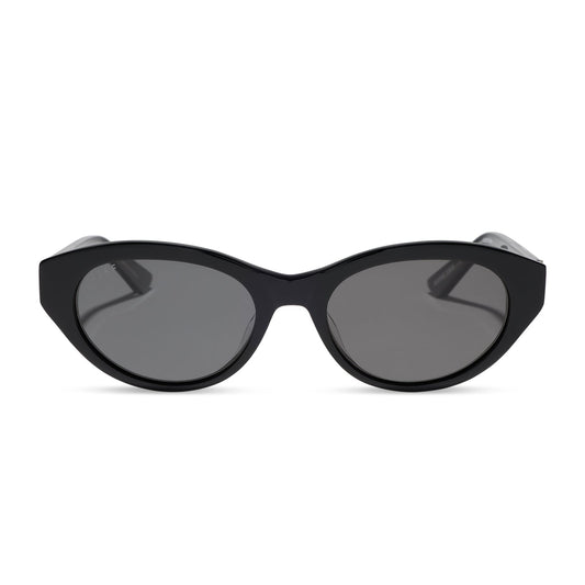 yellowstone x diff eyewear featuring the teeter round sunglasses with a classic black acetate frame and grey polarized lenses front view